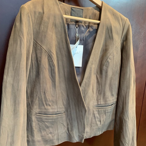 JOIE Cropped leather jacket - Picture 2 of 5